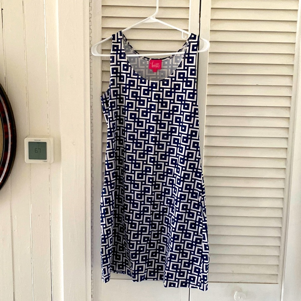Comfortable lightweight summer sleeveless dress